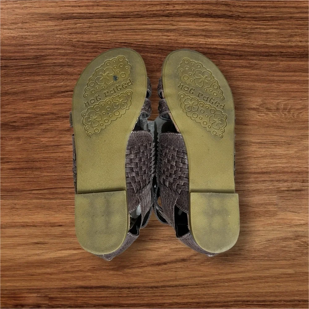 Not Rated Brown Sandal Size 6 Excellent Condition Purchased @ Buckle
